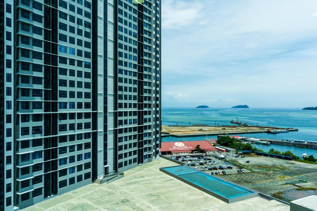 Full Seaview 2R1B Condo For 6Pax In 코타키나발루 외부 사진