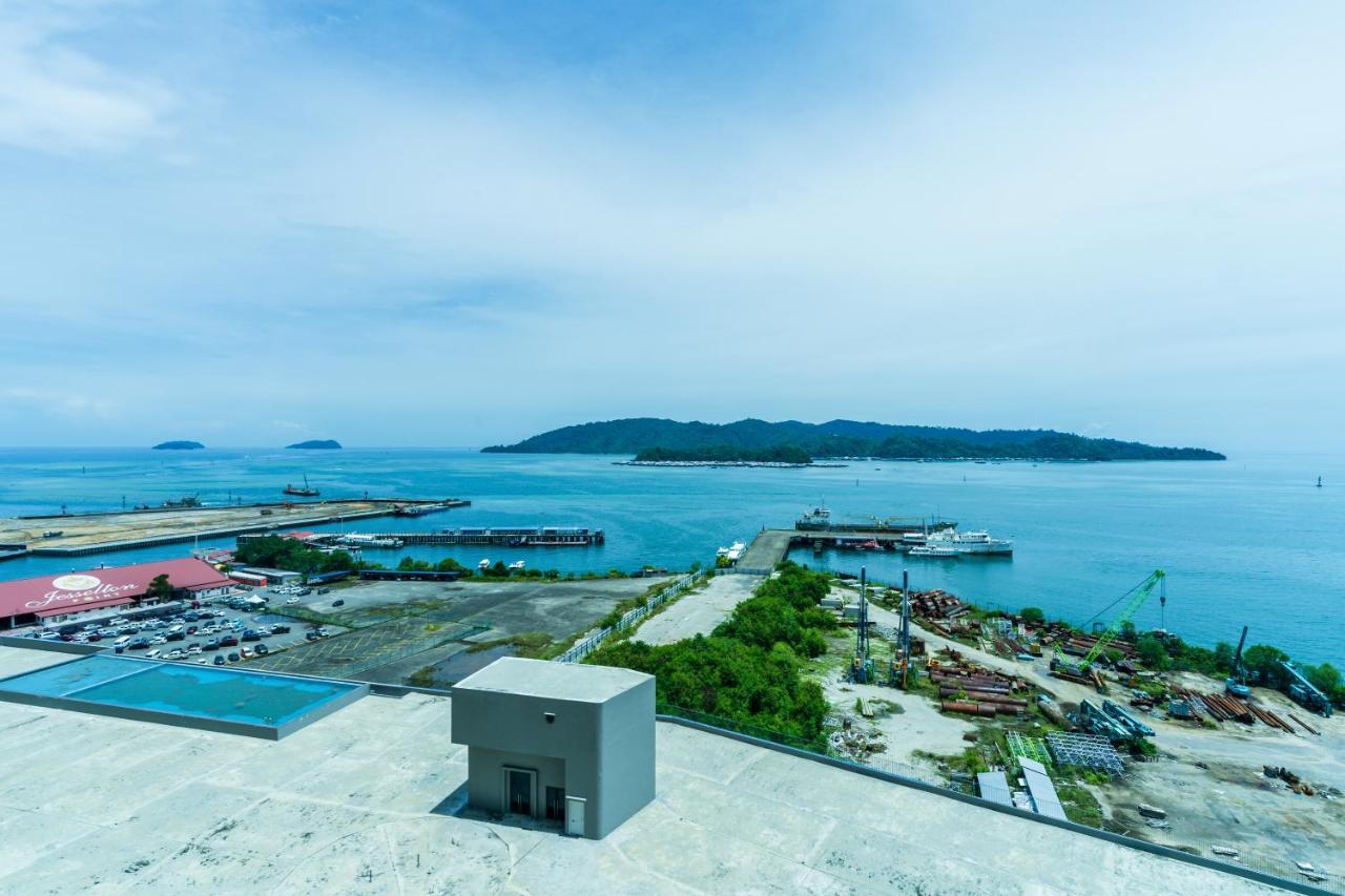 Full Seaview 2R1B Condo For 6Pax In 코타키나발루 외부 사진