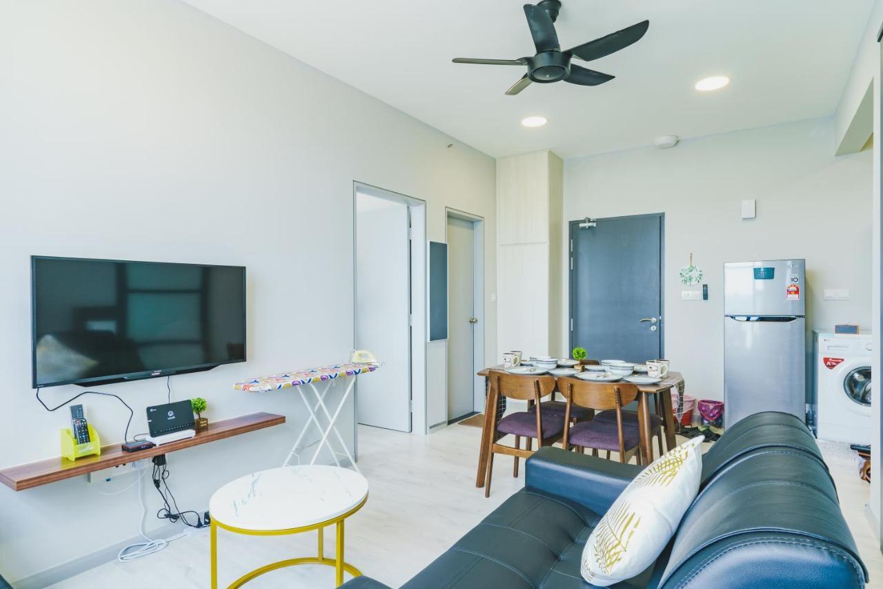 Full Seaview 2R1B Condo For 6Pax In 코타키나발루 외부 사진